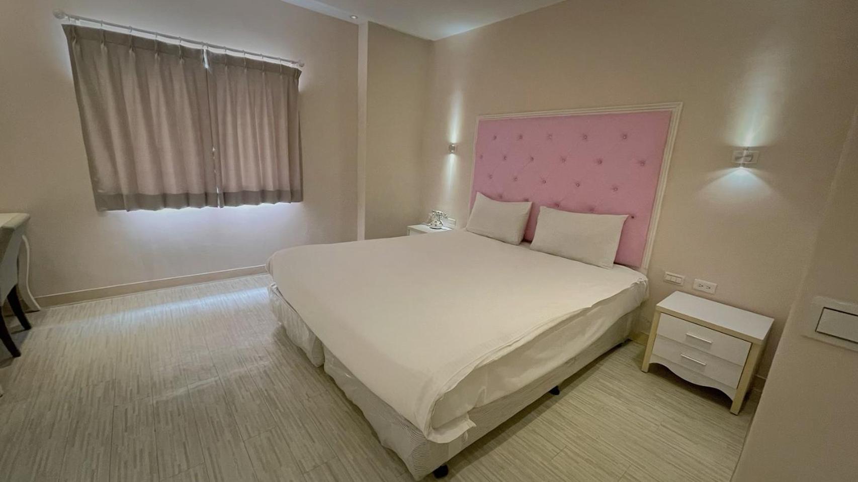 Lion King Hotel Kaohsiung Dış mekan fotoğraf