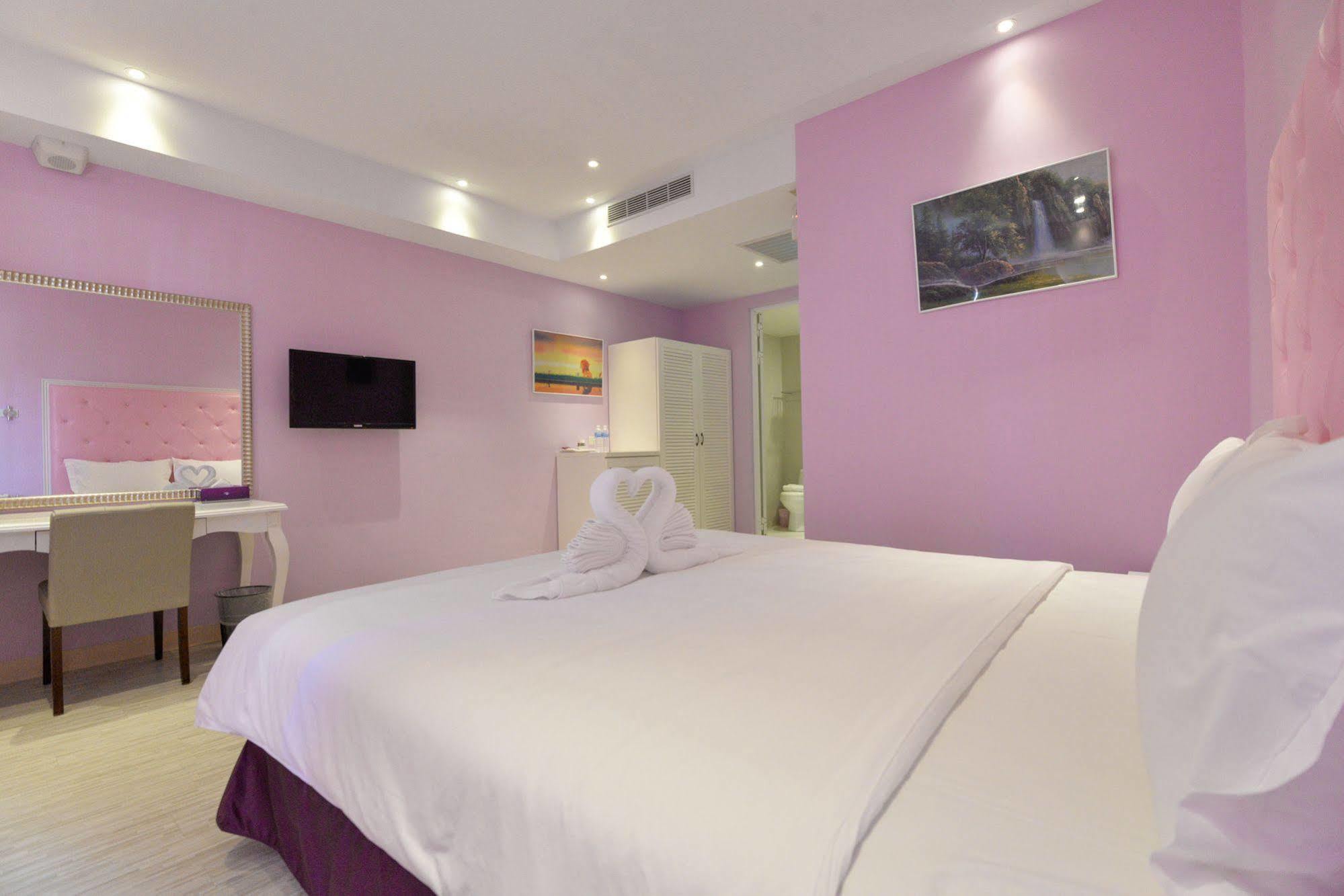 Lion King Hotel Kaohsiung Dış mekan fotoğraf